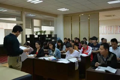 廣西柳州中醫(yī)推拿培訓(xùn)學(xué)校 技術(shù)融合與健康護(hù)理員培訓(xùn)